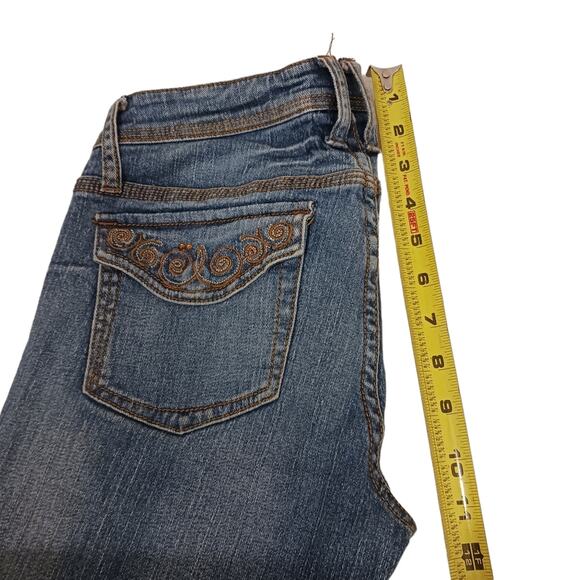 VNT SQUEEZE Jeans Women's Sz 5/6 Blue Embroidered SNAP POCKETS Bohemian Festival - Picture 13 of 16